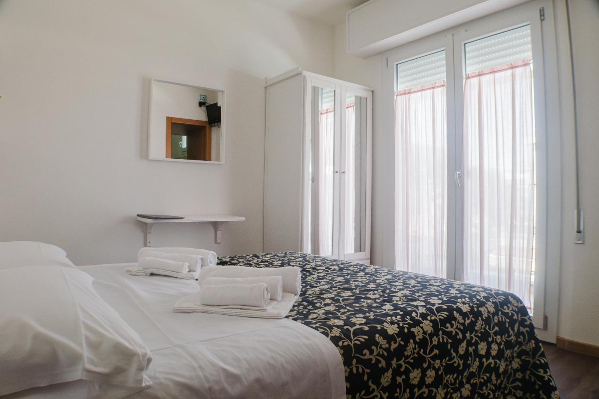 Hotel Jolie Riccione Exterior photo